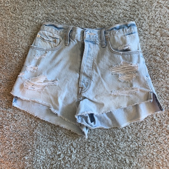 Abercrombie & Fitch High-rise Distressed Shorts - Picture 2 of 4